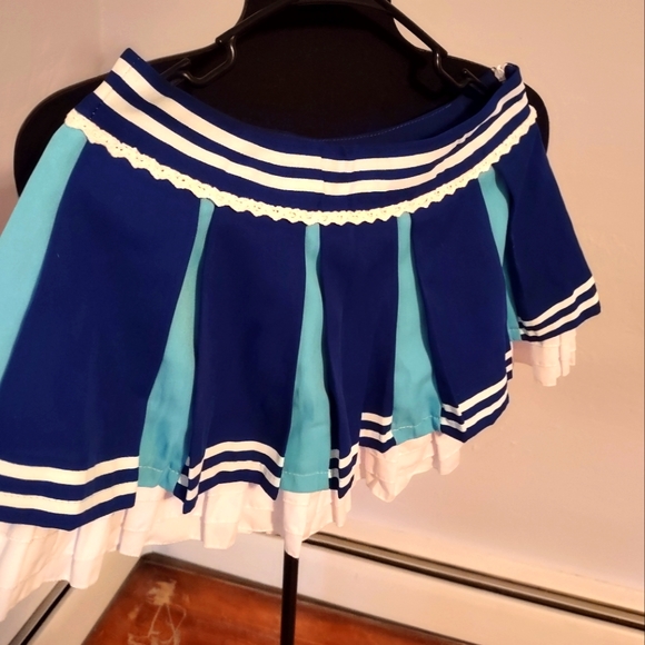 Umi Sonoda cheerleader LoveLive Cosplay 30" skirt + md-lg top never worn NWOT - Picture 5 of 15